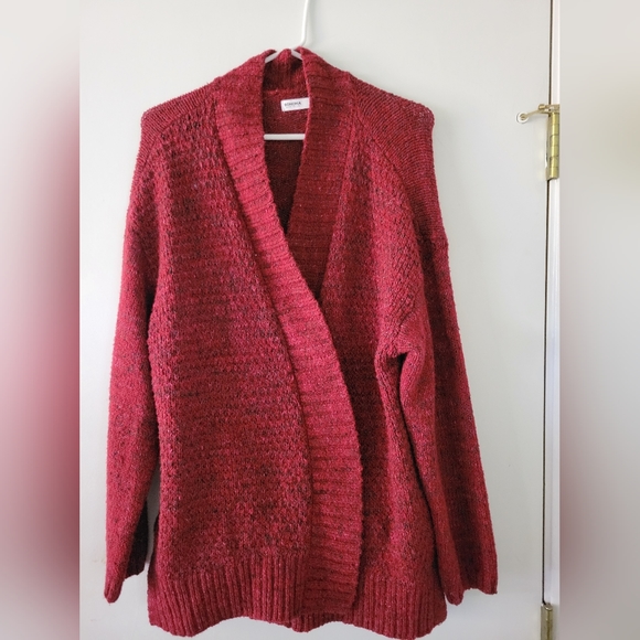 Women's Cardigan - Picture 4 of 4